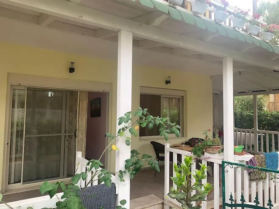 Beautiful Villa At Lura 1, Gjiri Lalzit Durres Holiday home